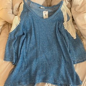 Cold-shoulder knit top